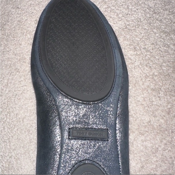 480. EUC (Worn Twice) - Tory Burch Chrome Flats With Fleece Lining - Picture 2 of 5